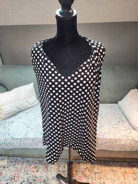 Banana Republic Black Blouse with Cream Square Dots Large